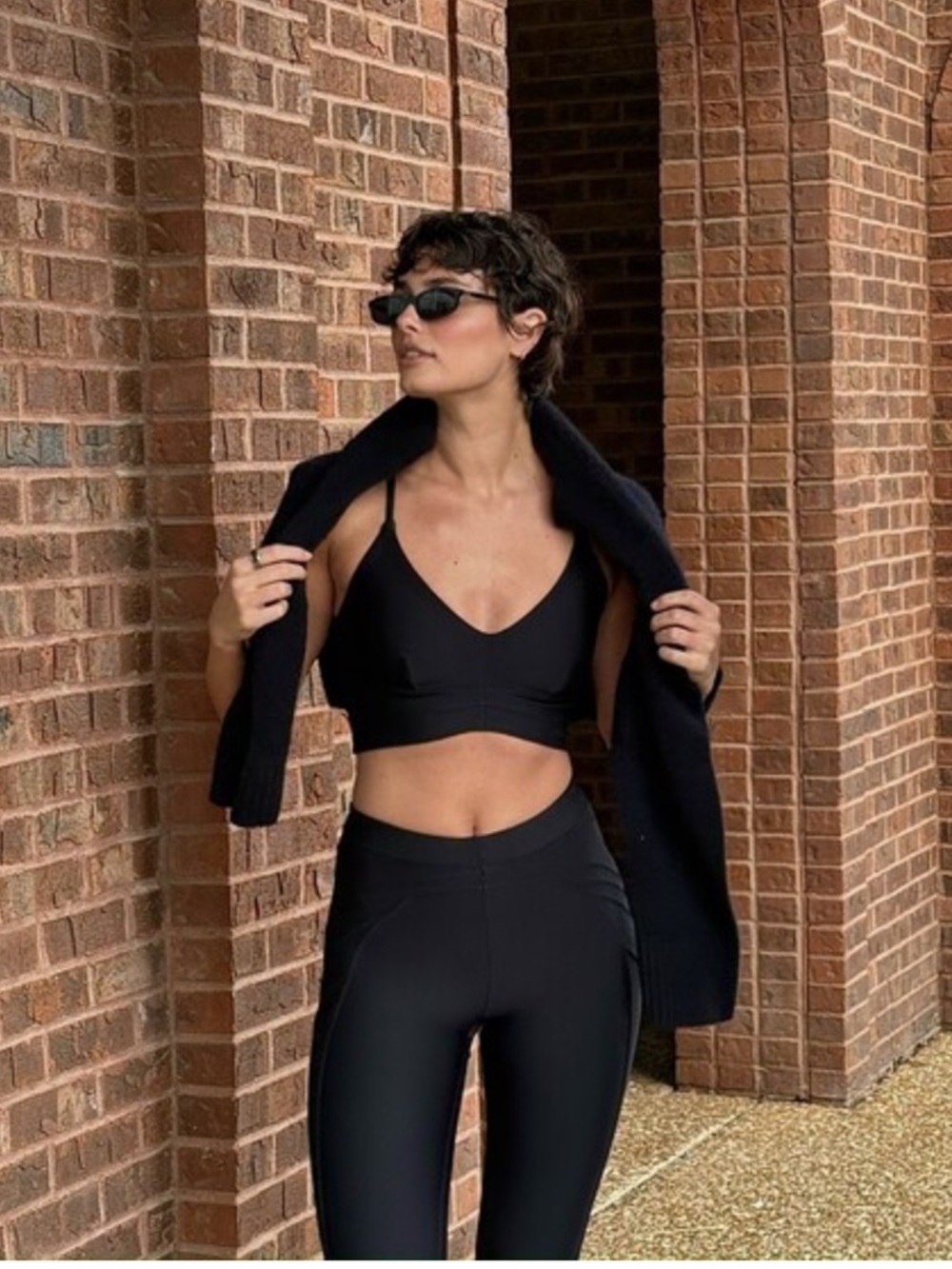 Alo airlift evolve bra and legging set